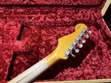 画像8: Fender Custom Shop '57 Stratocaster Heavy Relic - Handwound PU's / Candy Apple RED (8)